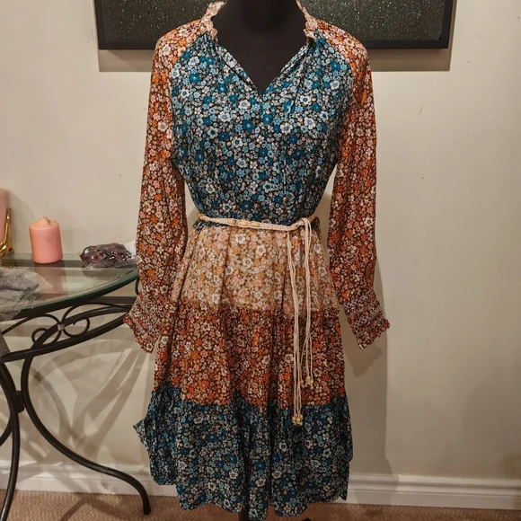 2/90 Tigerlily Takumi dress-0250 - Picture 15 of 17